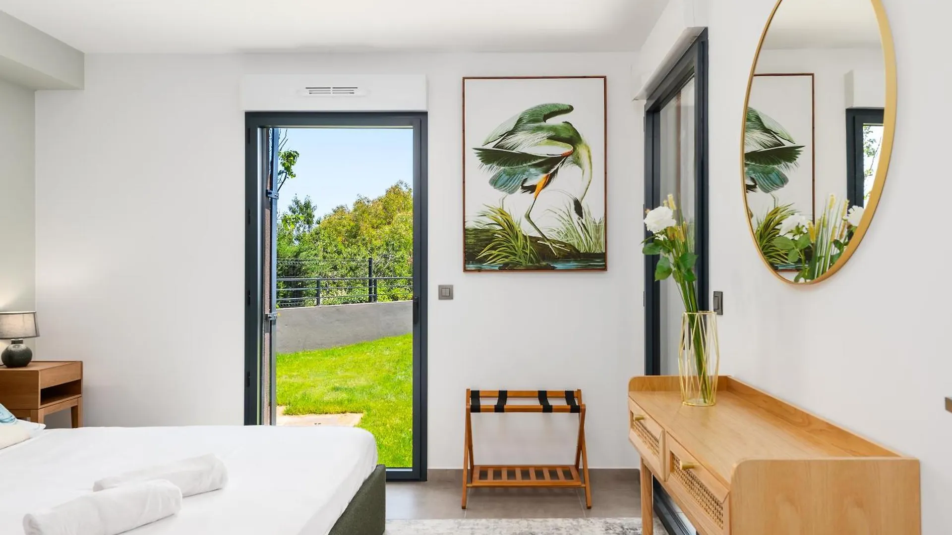 Luxueux Appartement - Parking Prive - Piscine - Cc Beausoleil Frankrijk