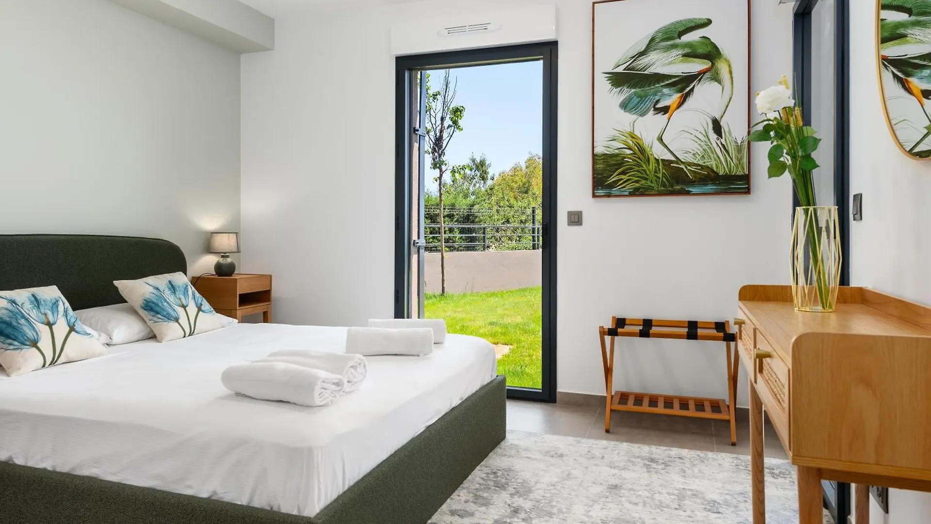 Luxueux Appartement - Parking Prive - Piscine - Cc Beausoleil Apartment