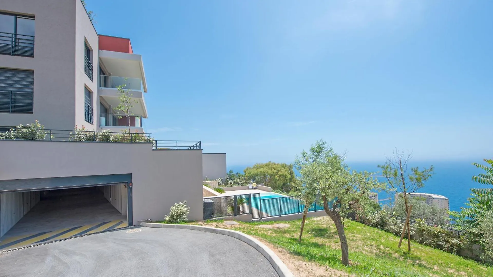 Luxueux Appartement - Parking Prive - Piscine - Cc Beausoleil Apartment